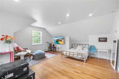 Home For Sale in Hartsdale, New York