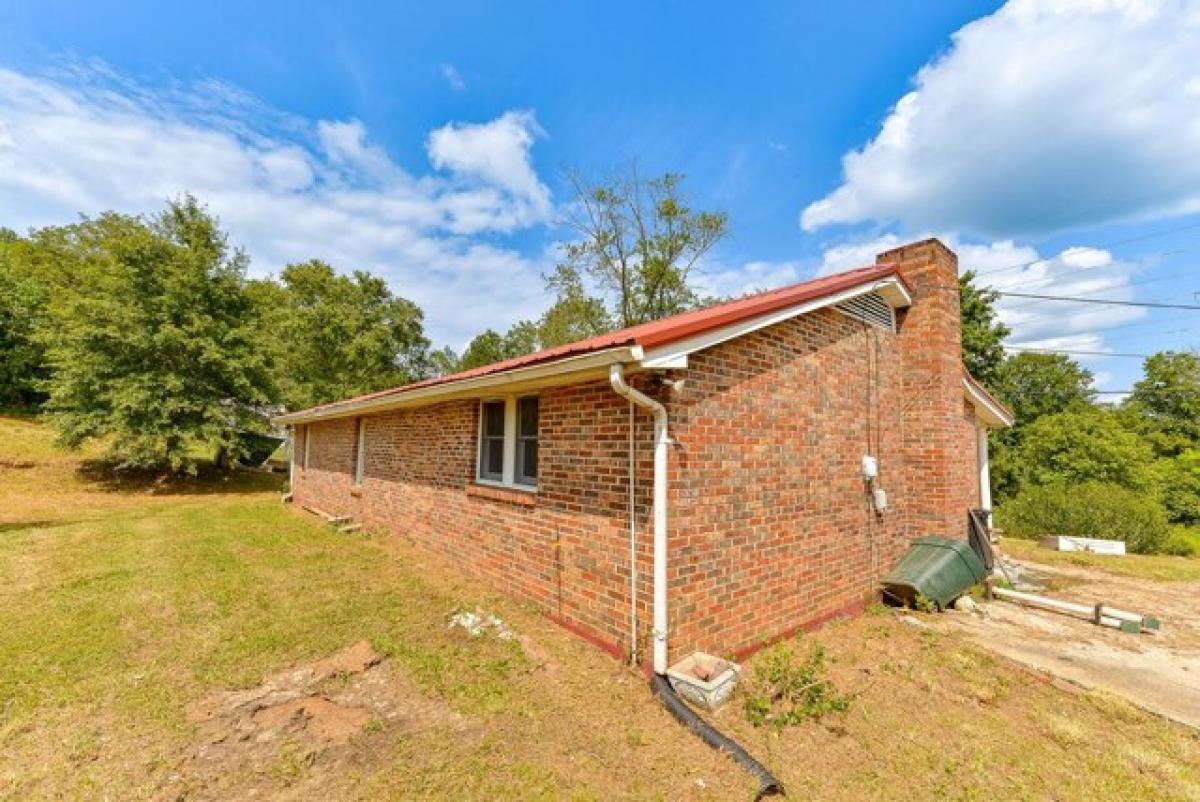 Picture of Home For Sale in Church Hill, Tennessee, United States