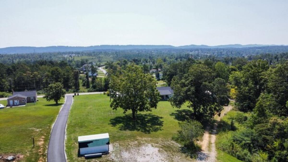 Picture of Residential Land For Sale in Ooltewah, Tennessee, United States