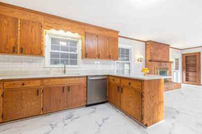 Home For Sale in Stuarts Draft, Virginia