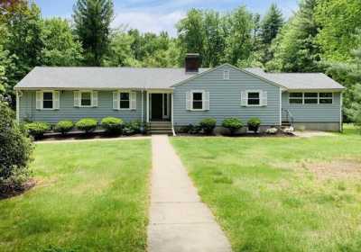 Home For Rent in Lincoln, Massachusetts