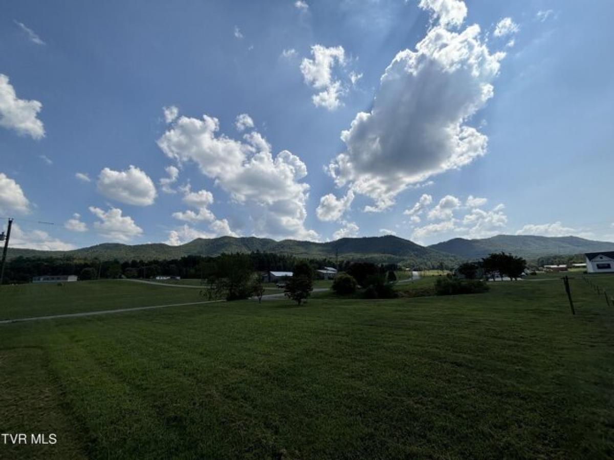 Picture of Residential Land For Sale in Chuckey, Tennessee, United States