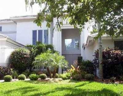 Home For Sale in Coral Springs, Florida