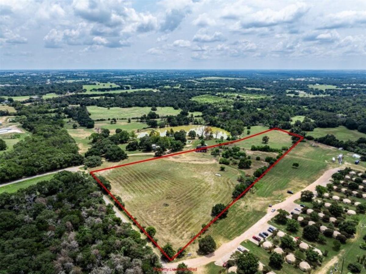 Picture of Residential Land For Sale in Brenham, Texas, United States