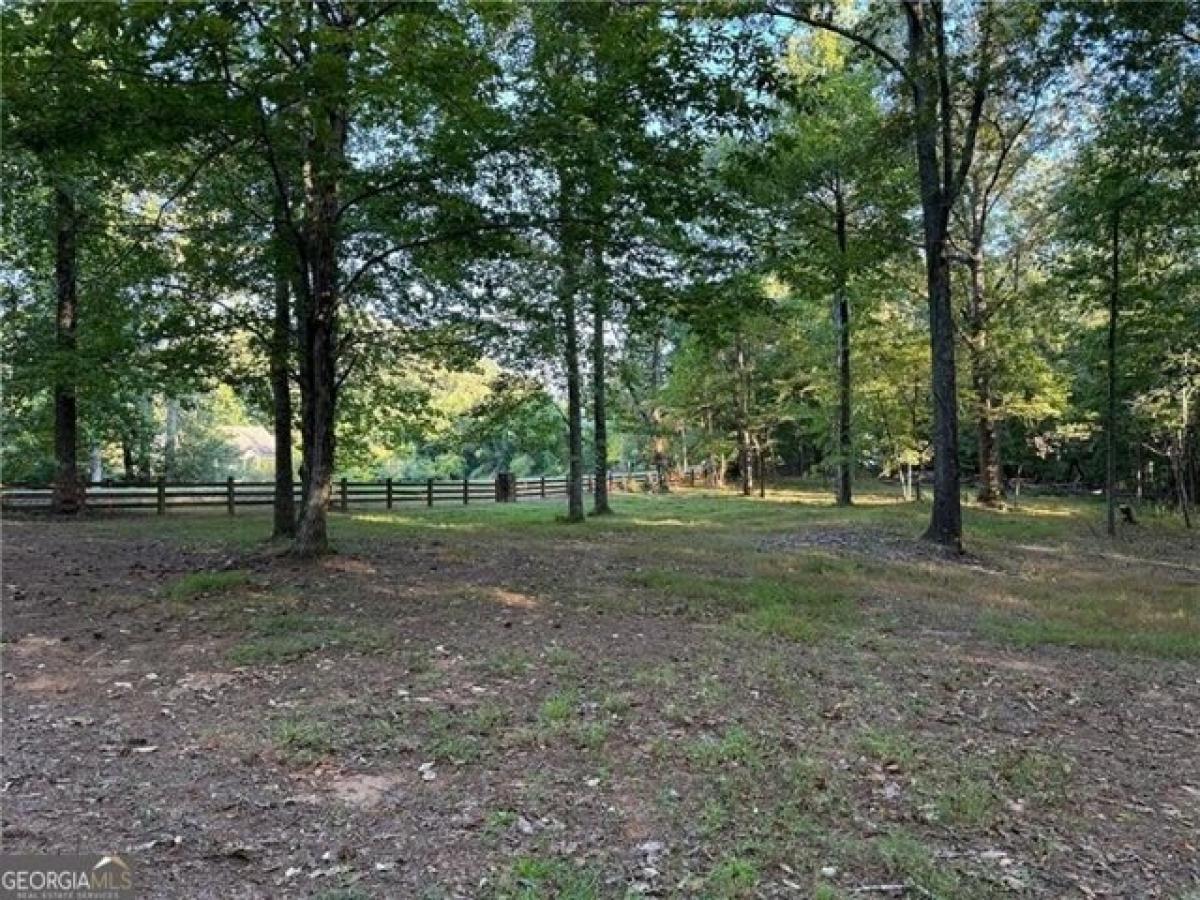 Picture of Residential Land For Sale in Gainesville, Georgia, United States