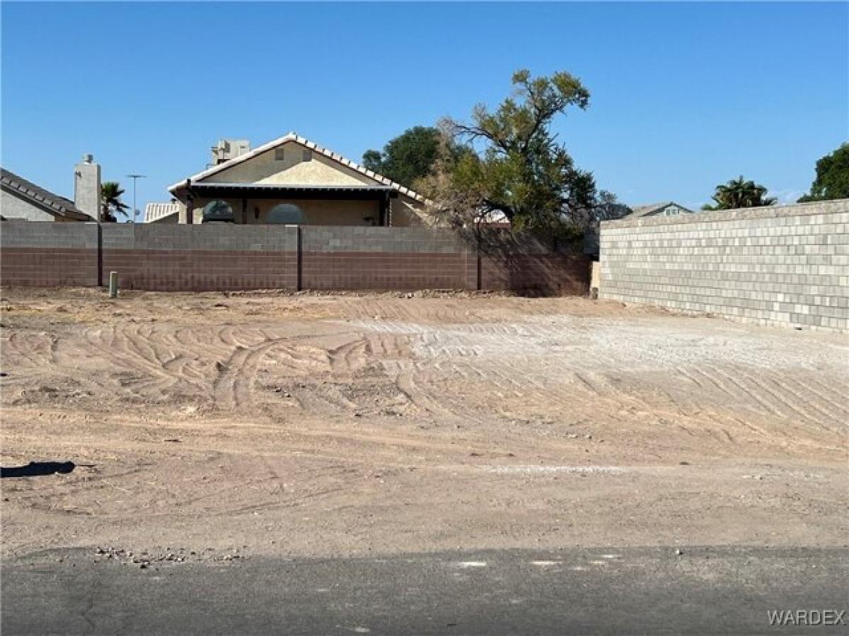 Picture of Residential Land For Sale in Bullhead City, Arizona, United States