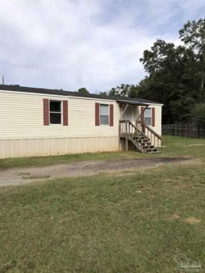 Home For Rent in Pensacola, Florida