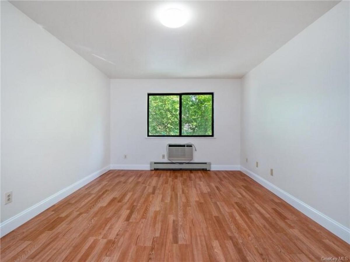 Picture of Home For Rent in Scarsdale, New York, United States