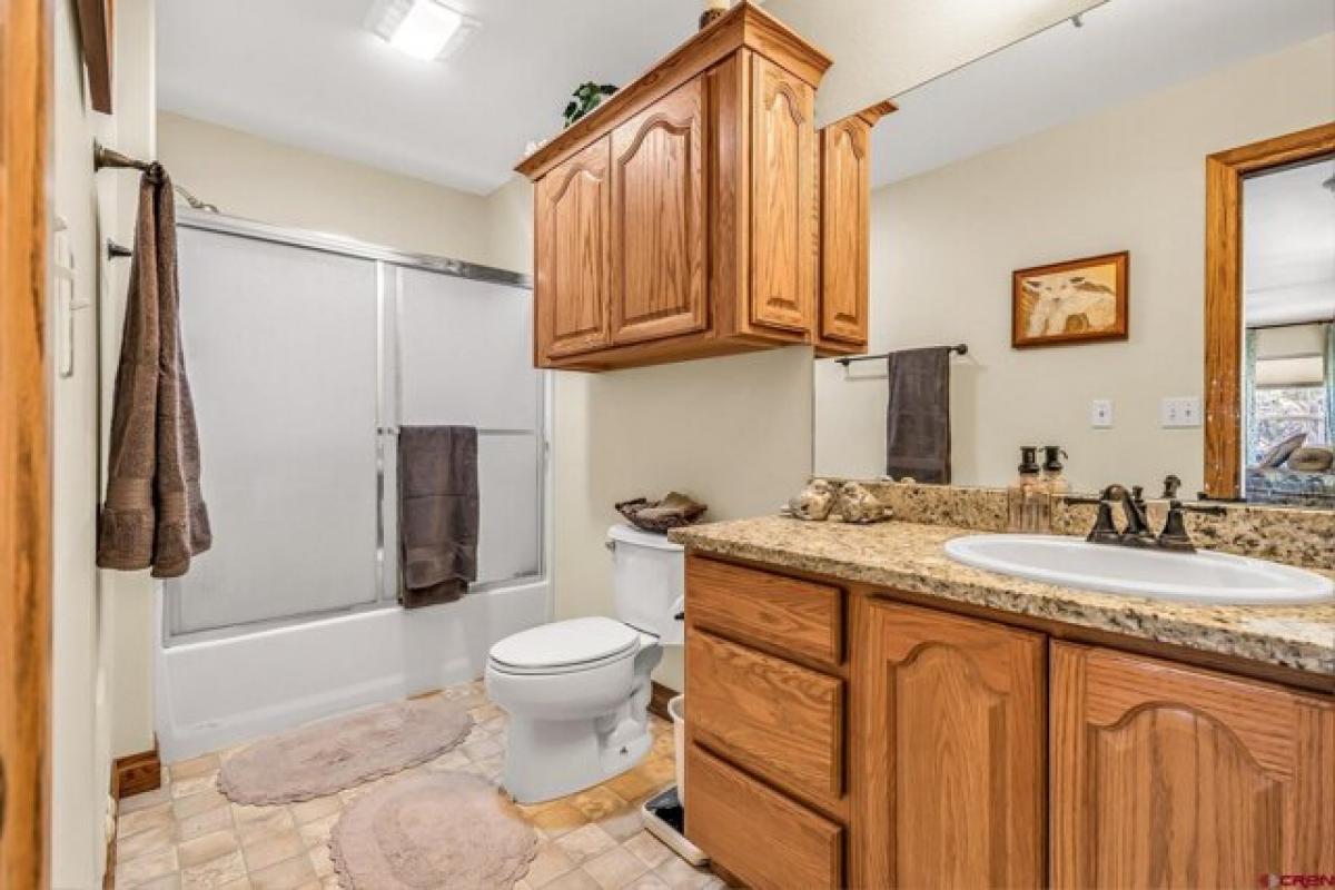 Picture of Home For Sale in Montrose, Colorado, United States