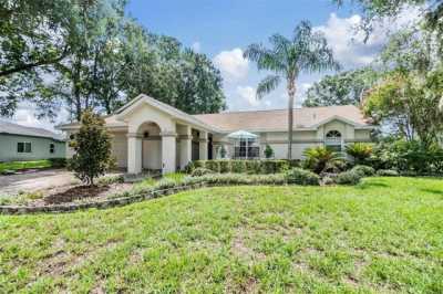 Home For Sale in Zephyrhills, Florida