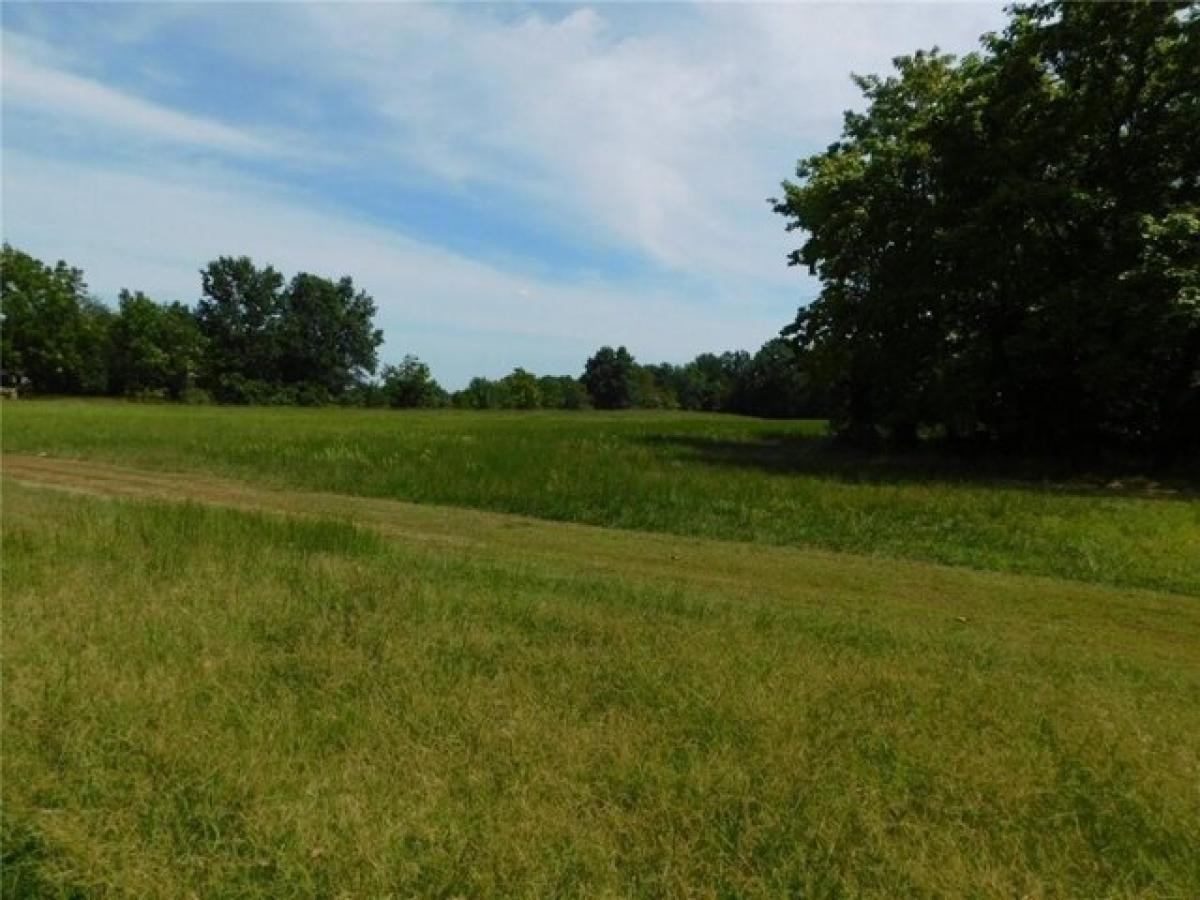 Picture of Residential Land For Sale in Pittsburg, Kansas, United States