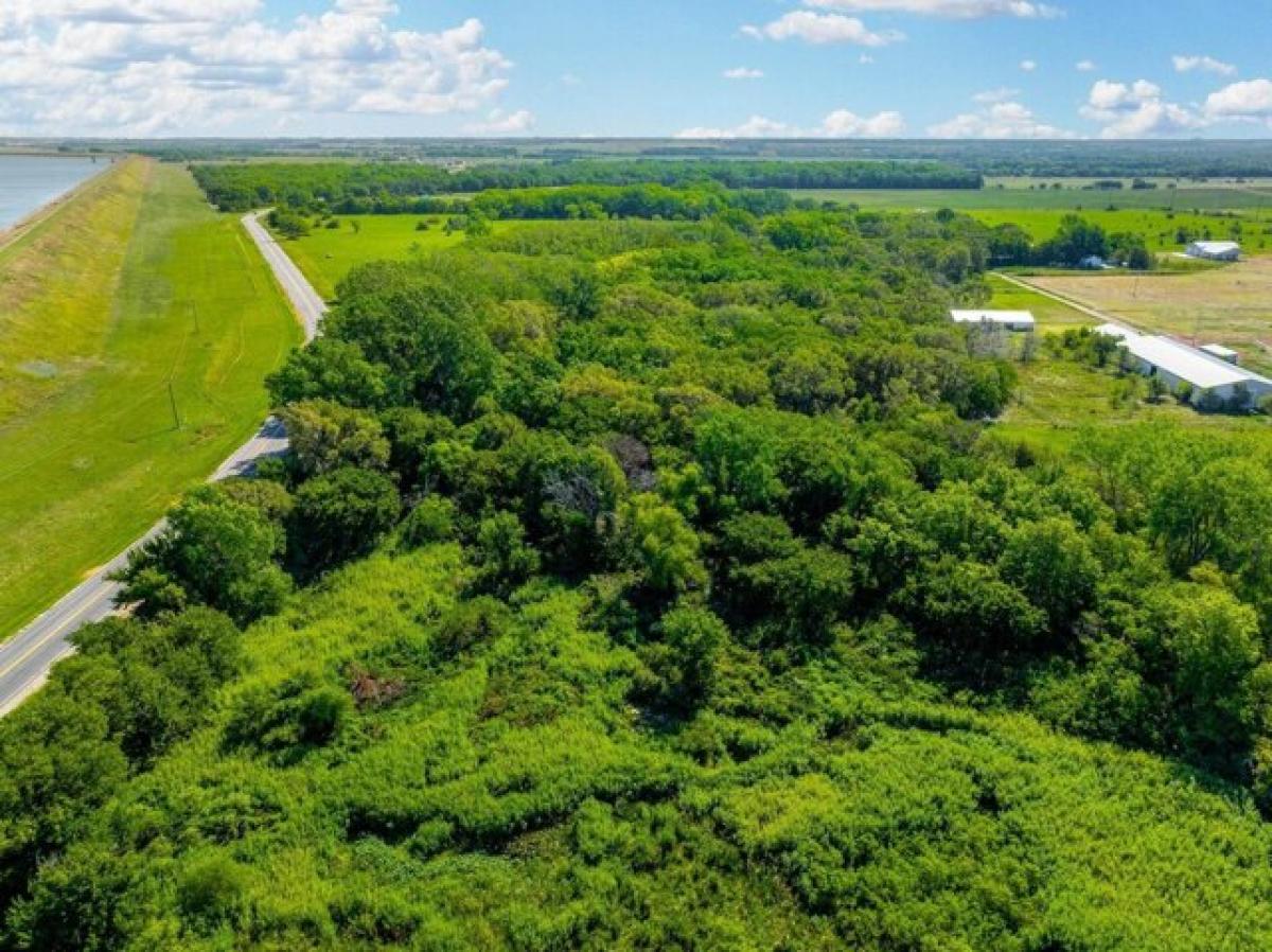 Picture of Residential Land For Sale in Cheney, Kansas, United States