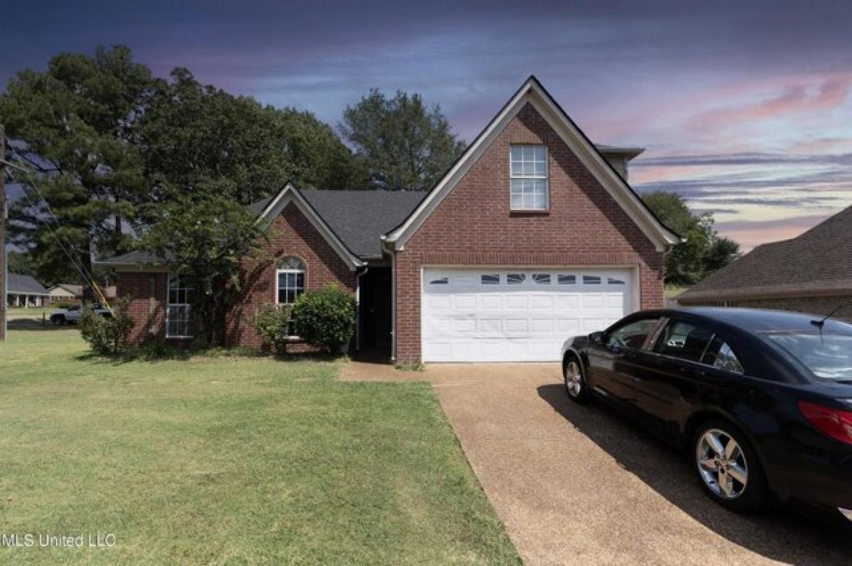 Picture of Home For Sale in Southaven, Mississippi, United States