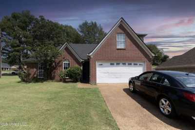 Home For Sale in Southaven, Mississippi