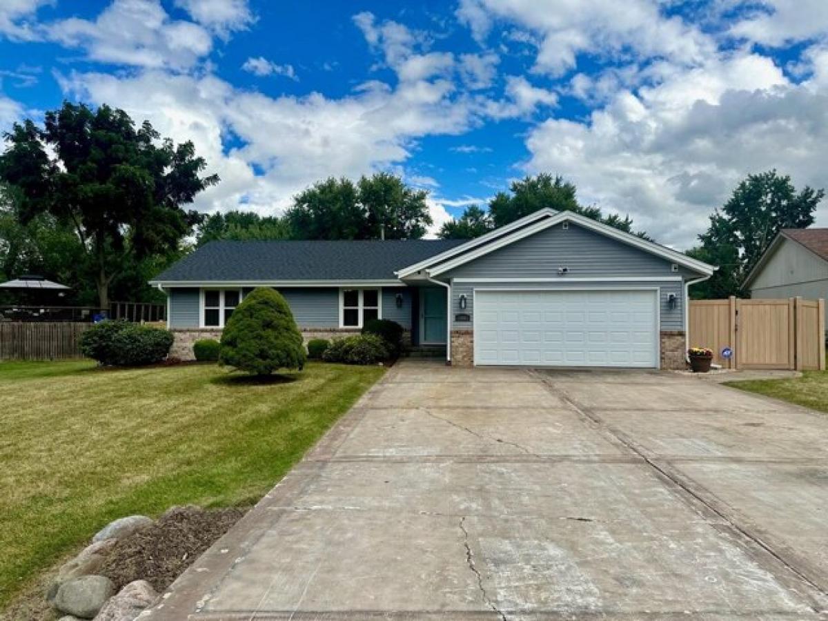 Picture of Home For Sale in Machesney Park, Illinois, United States