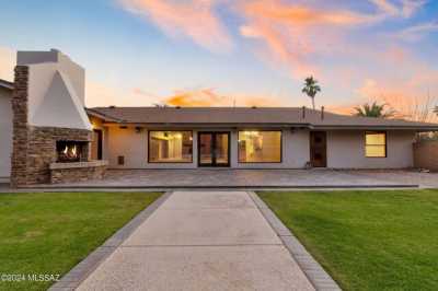 Home For Sale in Oro Valley, Arizona