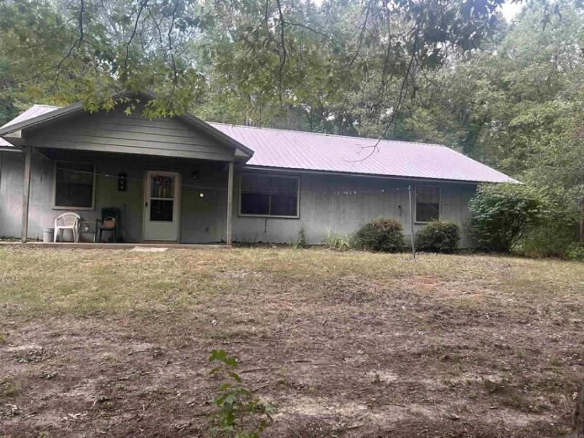 Picture of Home For Sale in Bauxite, Arkansas, United States