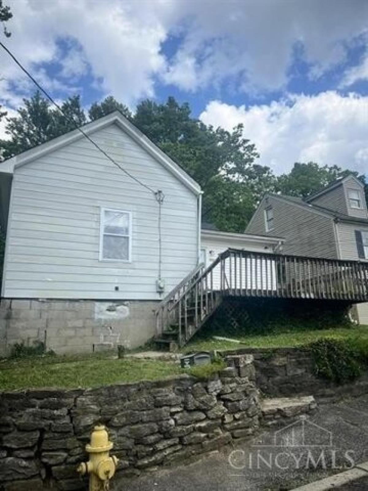 Picture of Home For Sale in Cleves, Ohio, United States