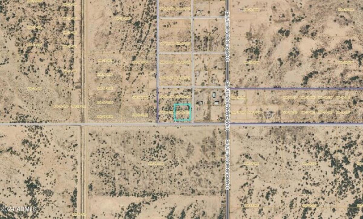 Picture of Residential Land For Sale in Tonopah, Arizona, United States