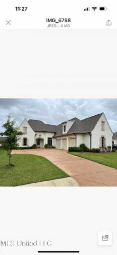 Home For Sale in Madison, Mississippi