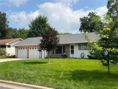 Home For Sale in New Brighton, Minnesota