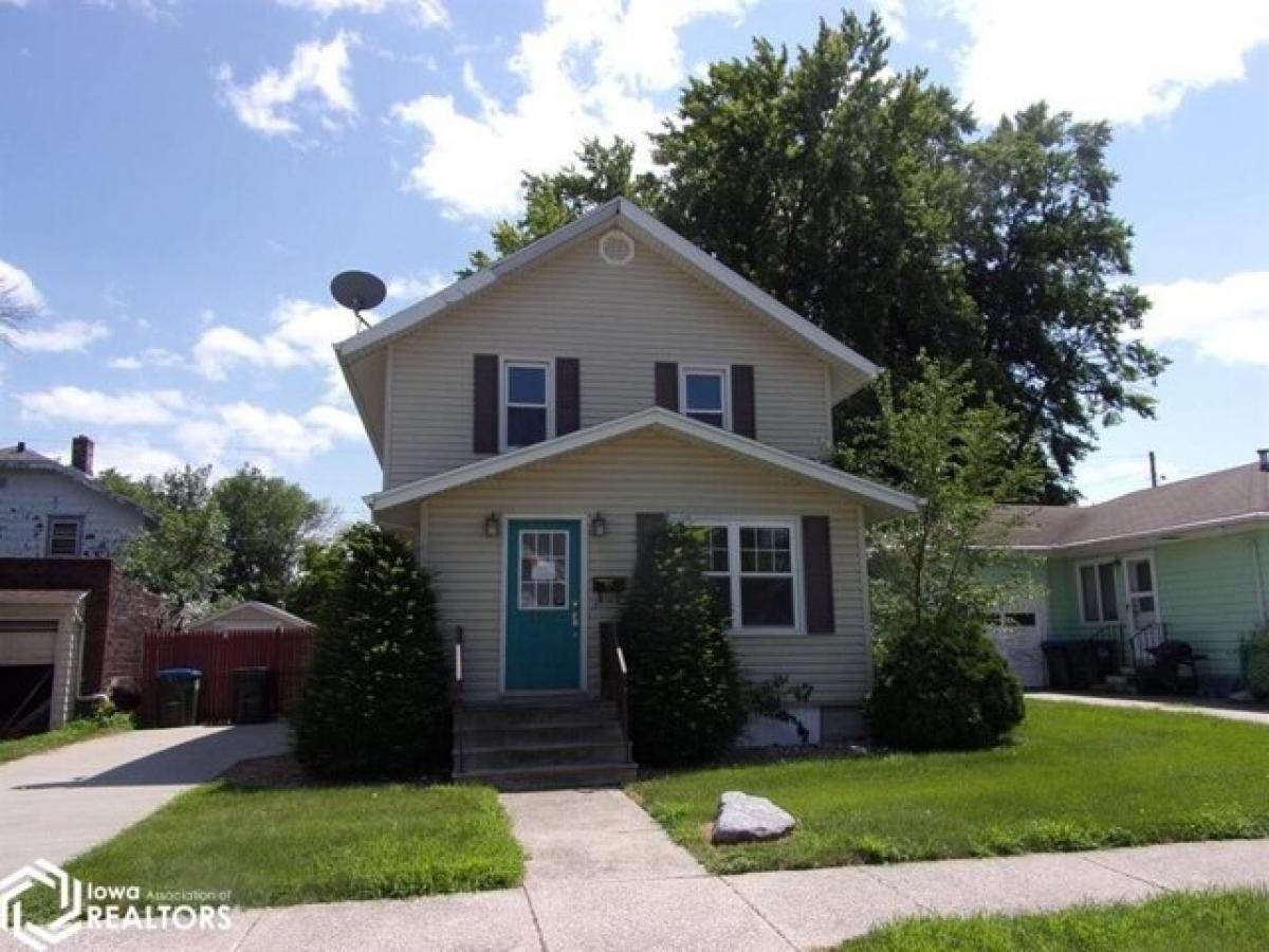 Picture of Home For Sale in Fort Dodge, Iowa, United States