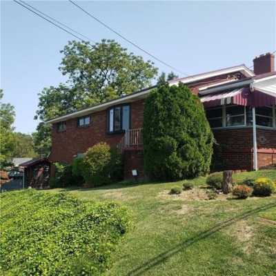 Home For Sale in West Mifflin, Pennsylvania