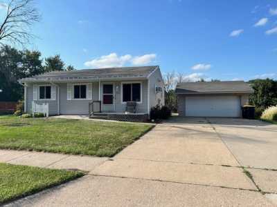 Home For Sale in Adel, Iowa