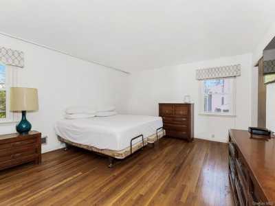 Home For Rent in White Plains, New York