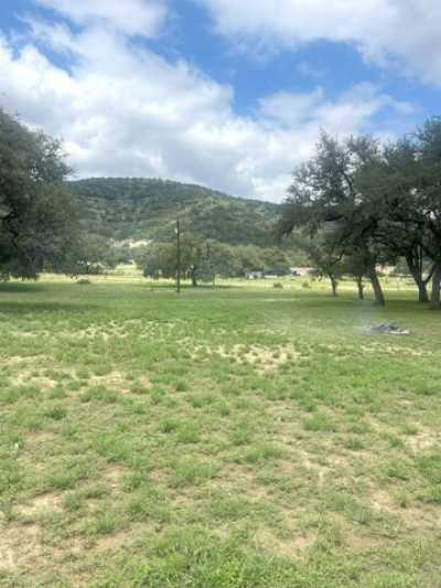 Home For Sale in Leakey, Texas