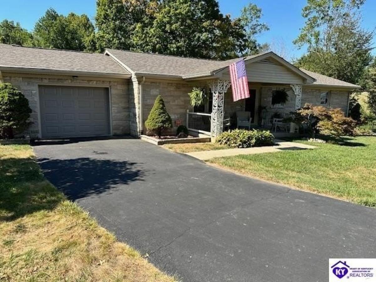 Picture of Home For Sale in Elizabethtown, Kentucky, United States