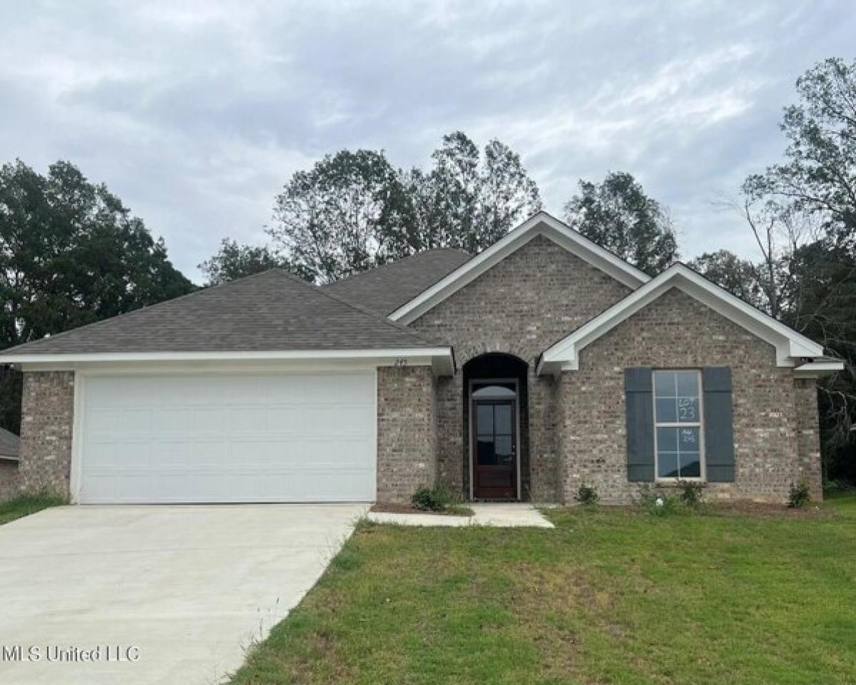 Picture of Home For Sale in Canton, Mississippi, United States