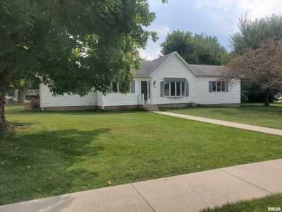 Home For Sale in Ashland, Illinois