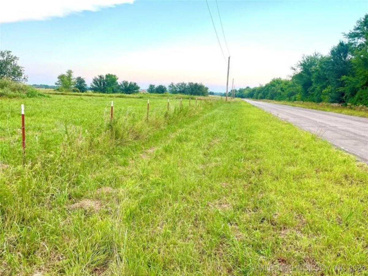 Picture of Residential Land For Sale in Warner, Oklahoma, United States