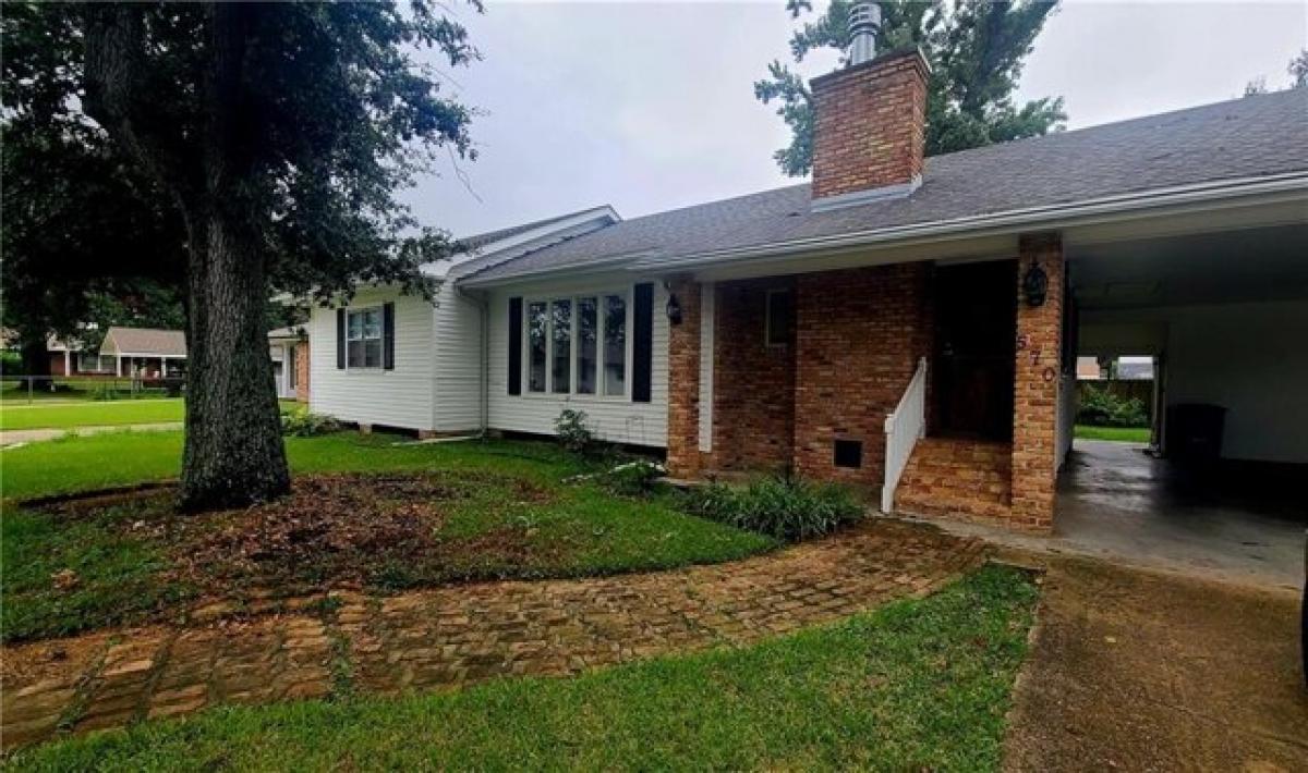 Picture of Home For Rent in Norco, Louisiana, United States