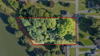 Residential Land For Sale in Medina, New York