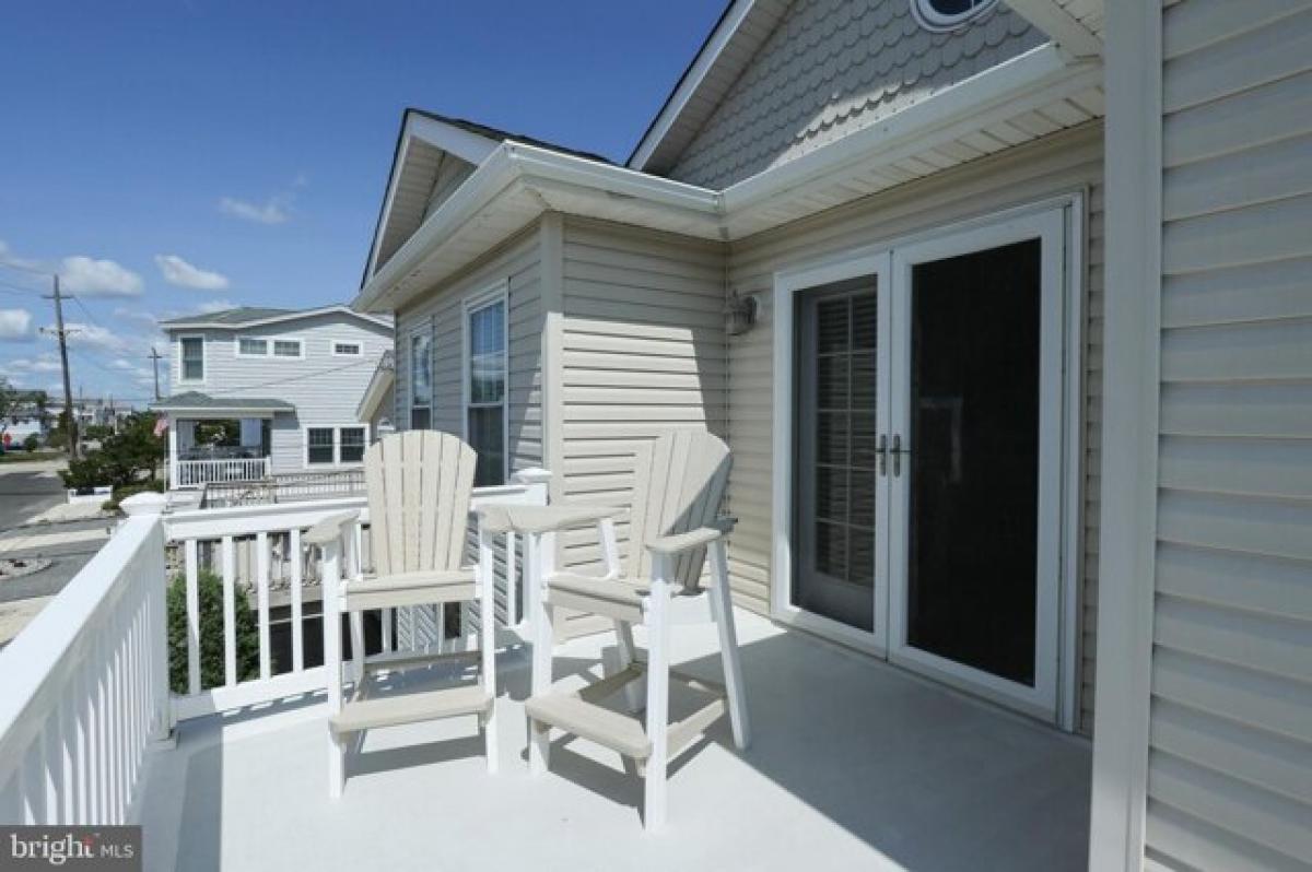 Picture of Home For Sale in Surf City, New Jersey, United States