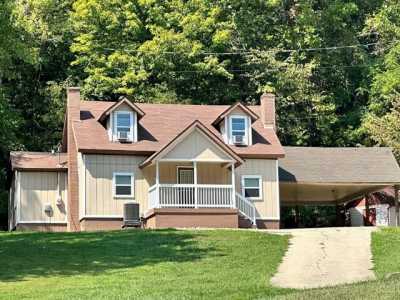 Home For Sale in Paintsville, Kentucky