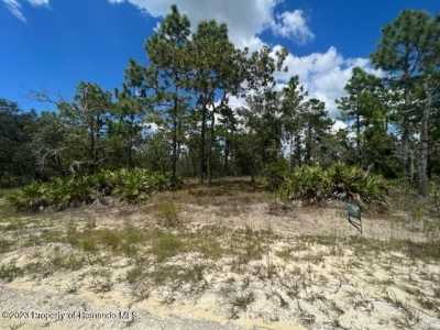 Residential Land For Sale in Weeki Wachee, Florida