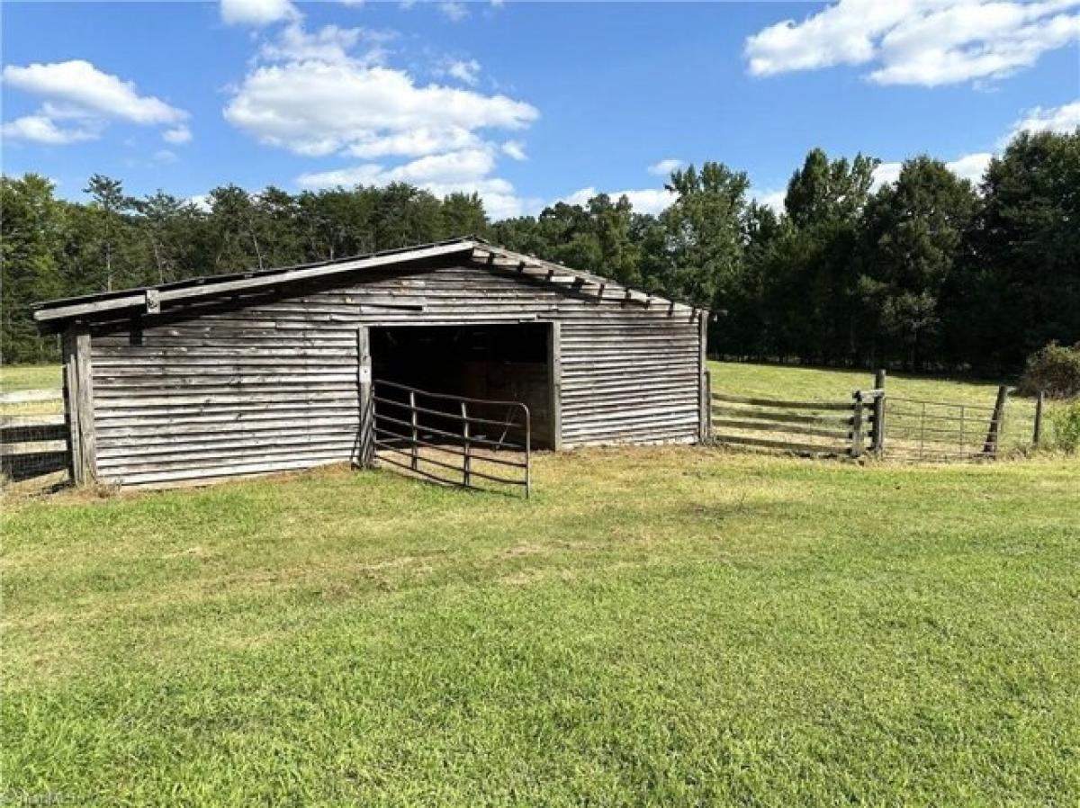 Picture of Residential Land For Sale in Gibsonville, North Carolina, United States