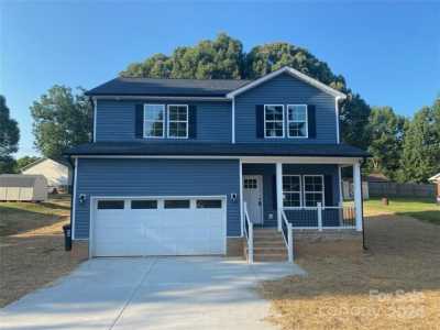 Home For Sale in Kannapolis, North Carolina