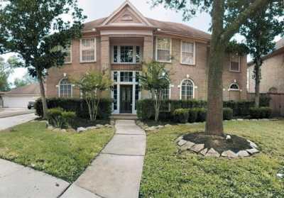 Home For Rent in Sugar Land, Texas