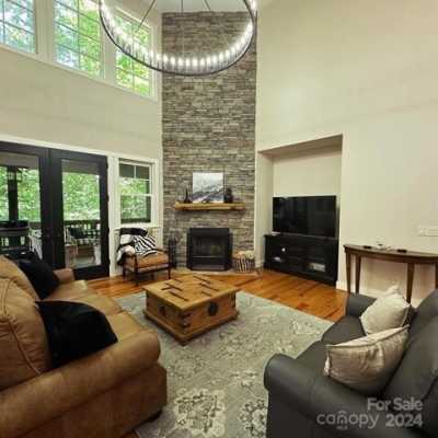 Home For Sale in Tuckasegee, North Carolina