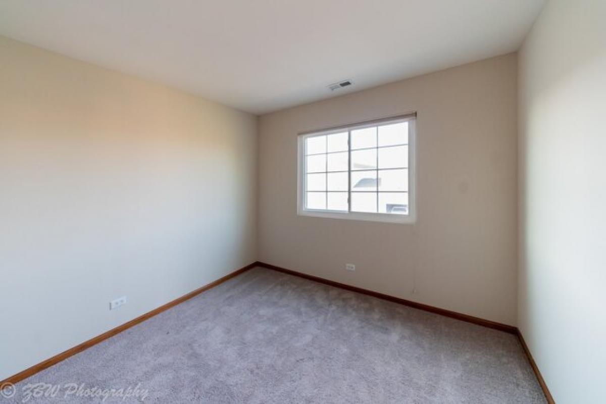 Picture of Home For Rent in Aurora, Illinois, United States