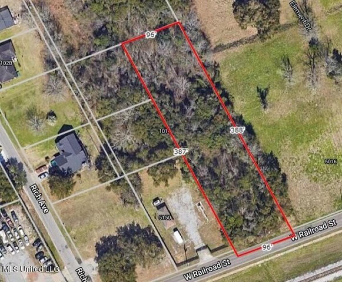 Picture of Residential Land For Sale in Gulfport, Mississippi, United States