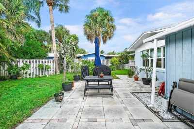 Home For Sale in Jensen Beach, Florida