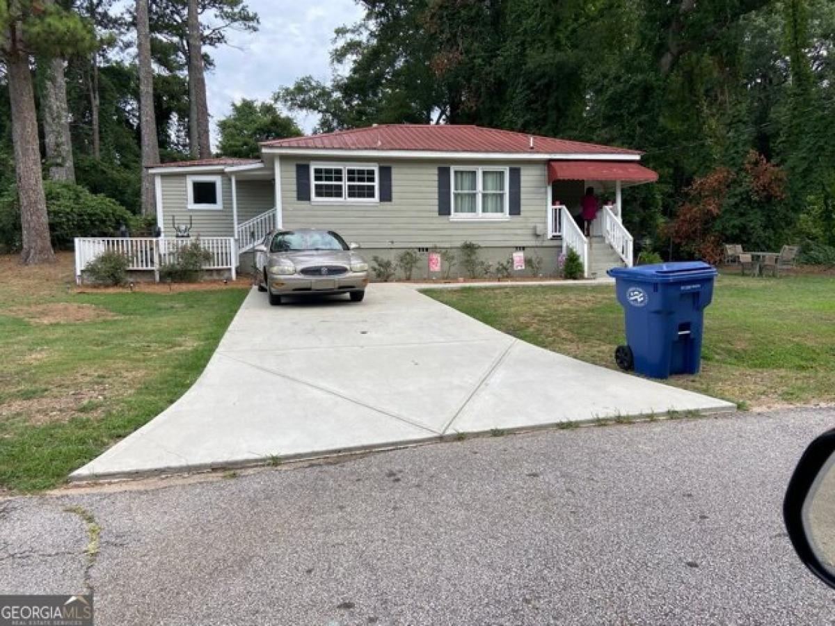 Picture of Home For Sale in Winder, Georgia, United States