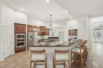 Home For Sale in Lithia, Florida