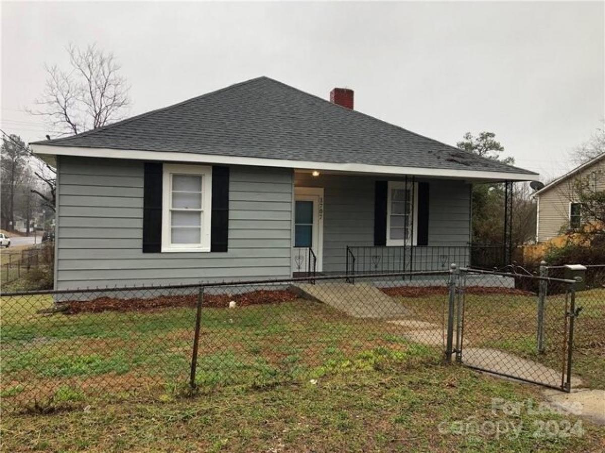 Picture of Home For Rent in Gastonia, North Carolina, United States