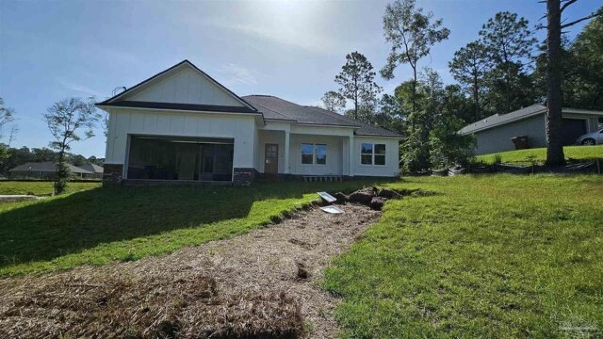 Picture of Home For Sale in Milton, Florida, United States